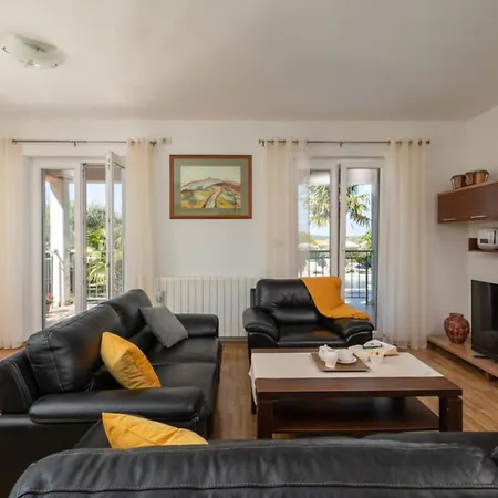 Sabina - Breg Ivanovci Villa Labin (Istria)