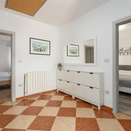 Sabina - Breg Ivanovci Villa Labin (Istria)